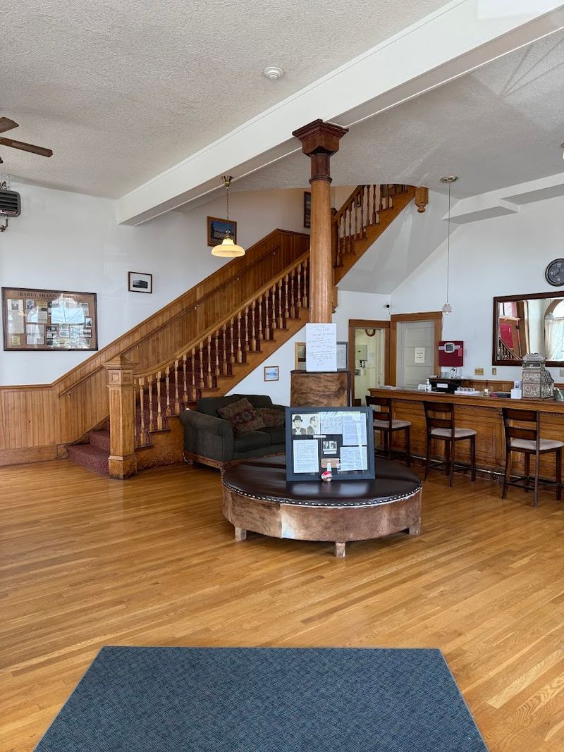 The Shaniko Hotel