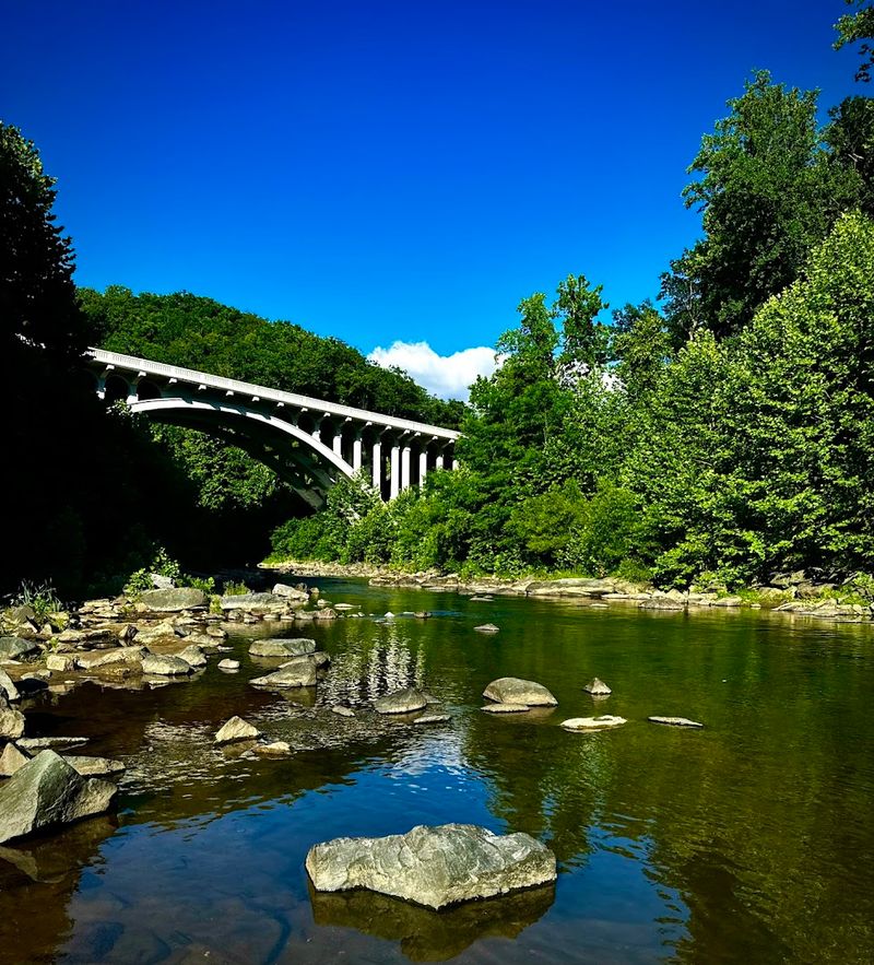The Thomas Viaduct: A Bridge That Rewrites History