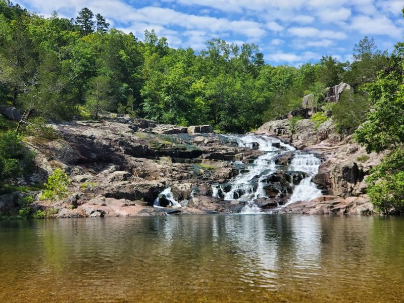 The Walk Down to the Falls Is Surprisingly Easy