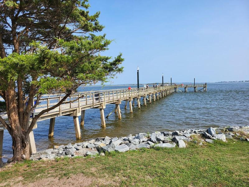 The Waterfront That Changes Your Whole Pace