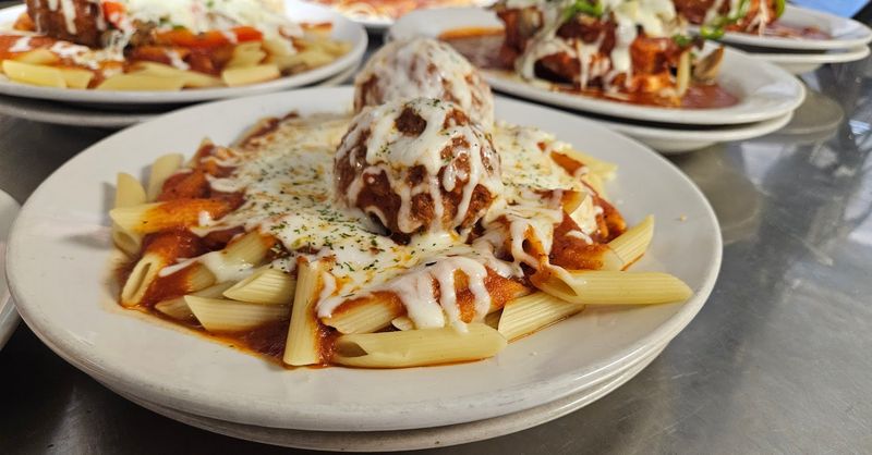 The Weekday Lunch Buffet Is a Hidden Gem