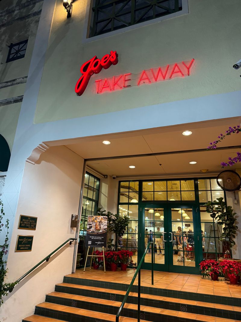 Joe’s Stone Crab, Miami Beach