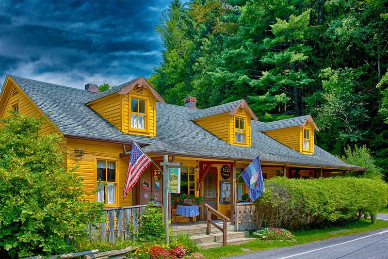 A Swiss Village Hiding in the West Virginia Mountains