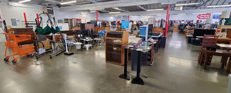 Tips for Visiting the Teen Challenge Thrift Store