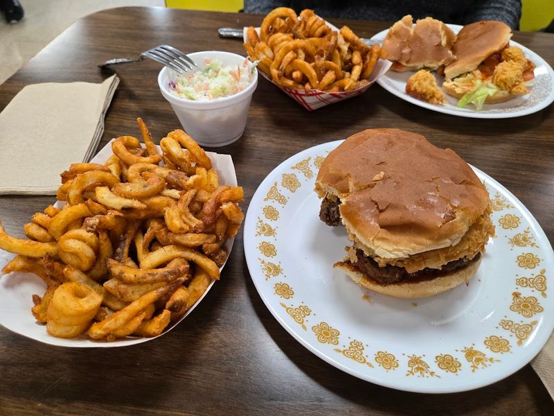Ton's Drive In Louisiana – Broussard, LA Ton's Drive In Louisiana – Broussard, LA