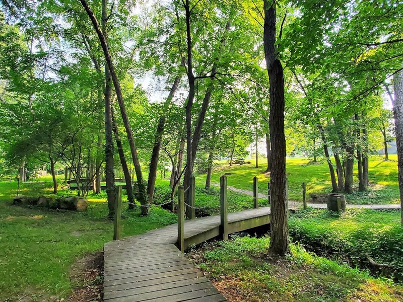 Trails Built for All Kinds of Walkers Trails Built for All Kinds of Walkers