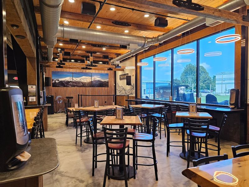 Tuckerman Brewing, Conway