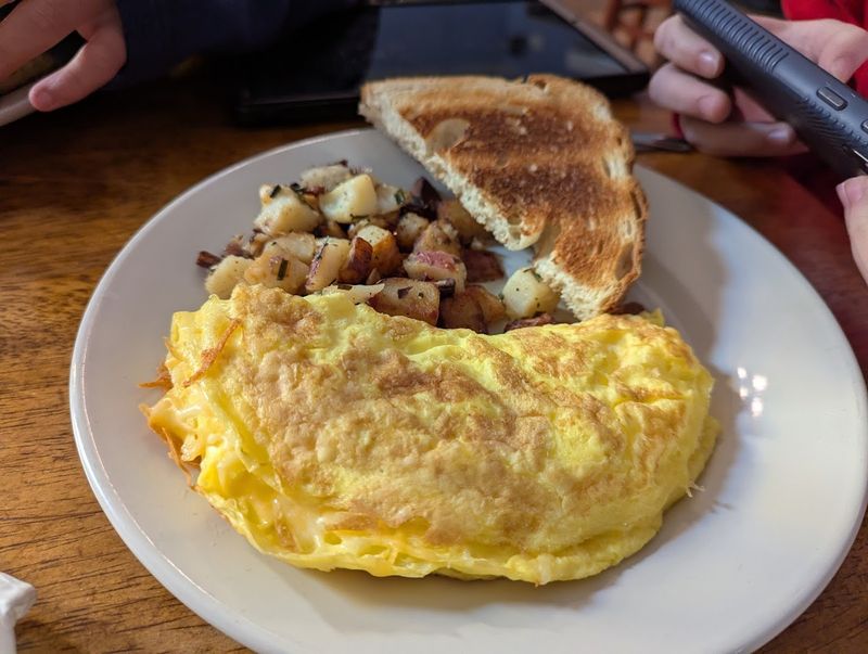 Vegetarian and Vegan Options That Actually Satisfy