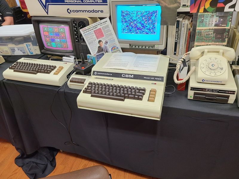 Vintage Computers and the Computer Learning Center Museum