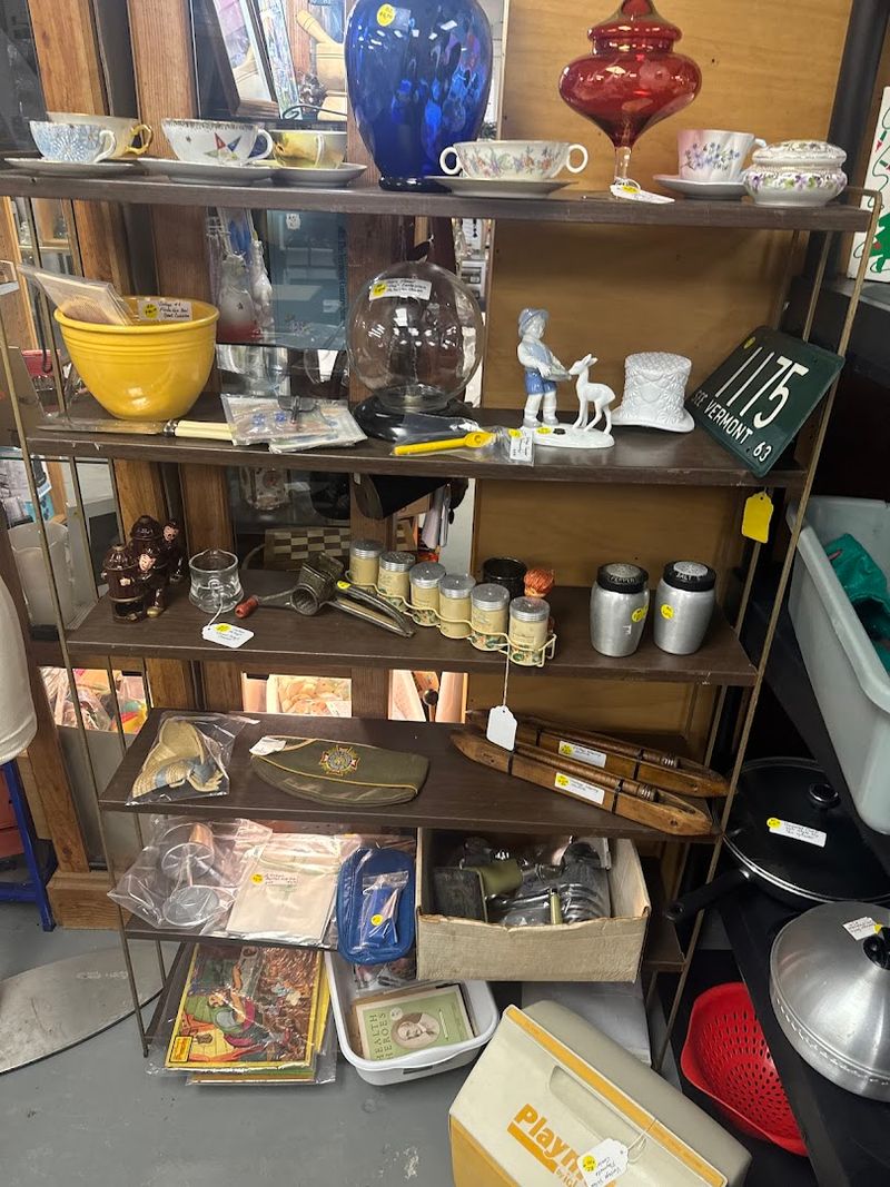 Vintage Goods That Take You Straight Back in Time Vintage Goods That Take You Straight Back in Time