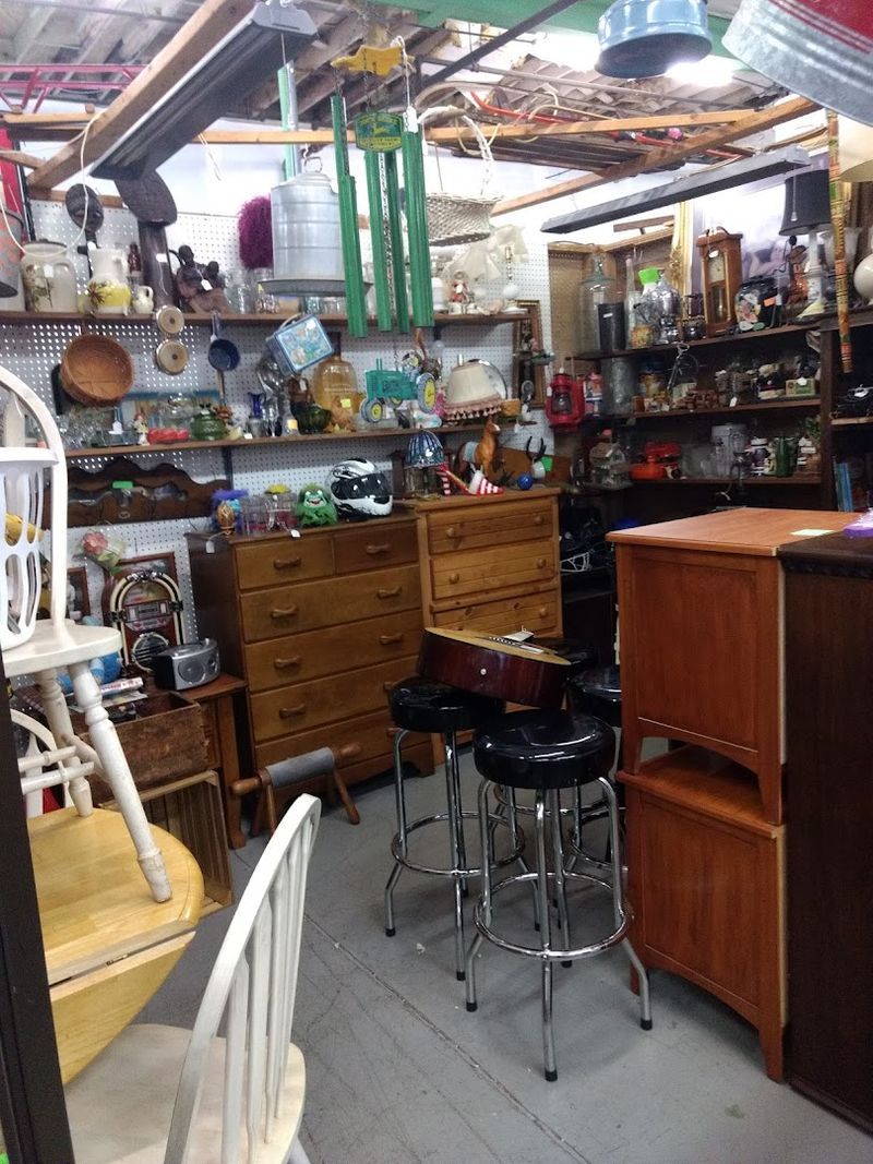 Vintage Home Decor and Antique Furniture Worth a Second Look
