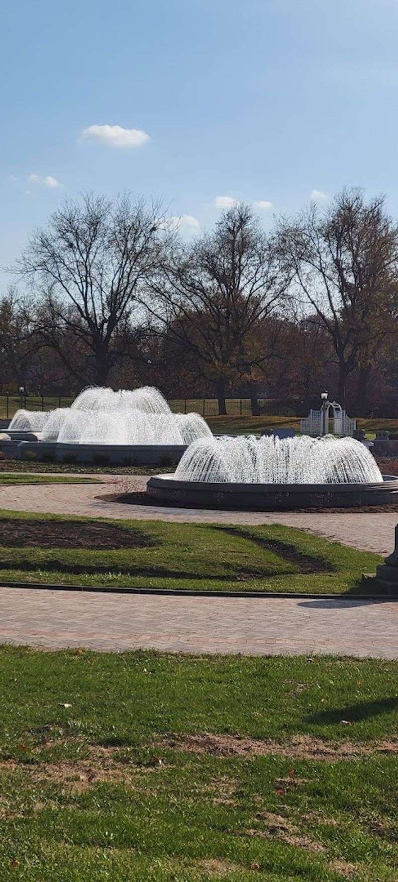 Garfield Park Sunken Gardens, 2505 Conservatory Dr, Indianapolis, IN 46203