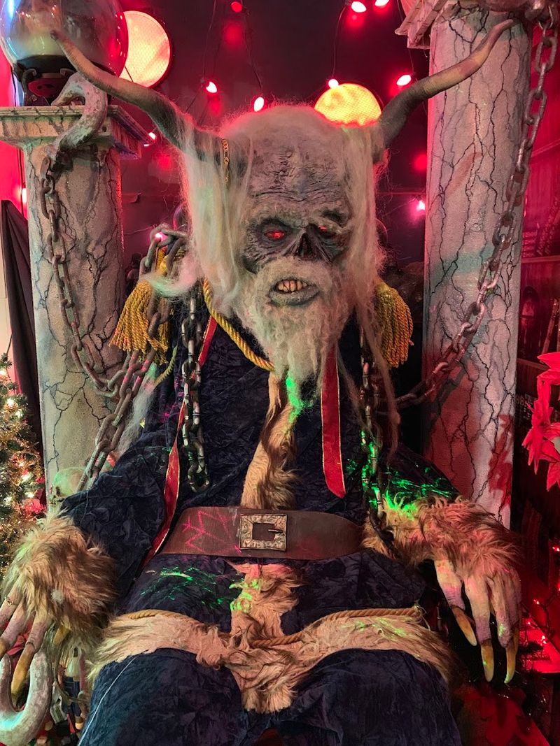 Who Should Visit the Peculiarium