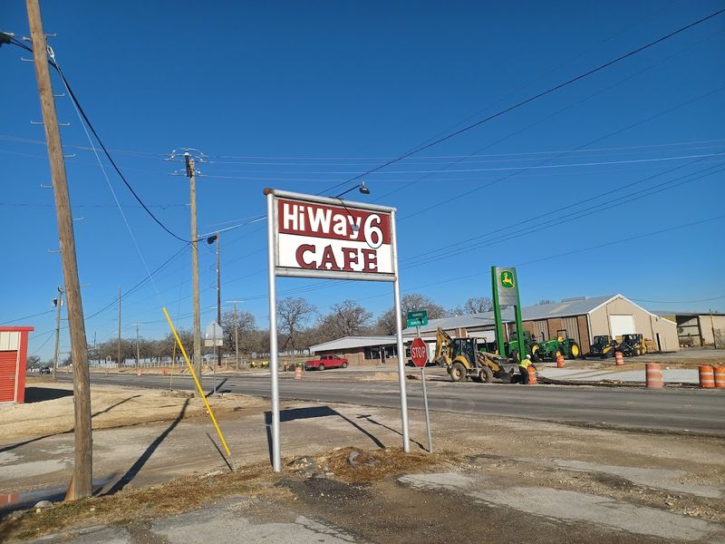 Why Highway 6 Itself Is Part of the Experience