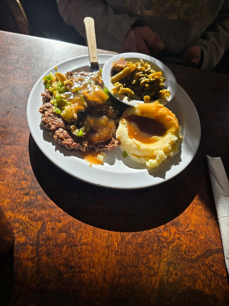 Why Lone Jack Cafe Keeps People Coming Back