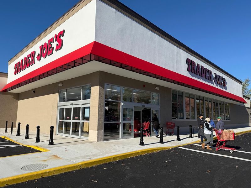 Why Shoppers Keep Coming Back Despite the Parking Nightmares Why Shoppers Keep Coming Back Despite the Parking Nightmares