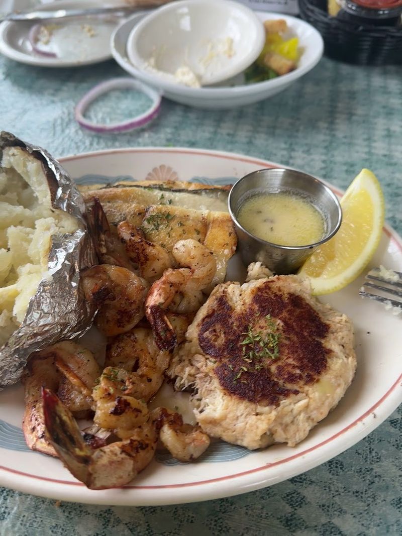 Why The Menu Makes You Look Again