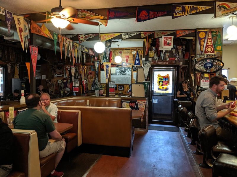 Why This Old-School Spot Deserves a Spot on Your Portland List Why This Old-School Spot Deserves a Spot on Your Portland List