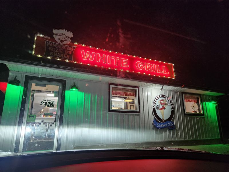 Why White Grill Belongs on Every Missouri Road Trip List