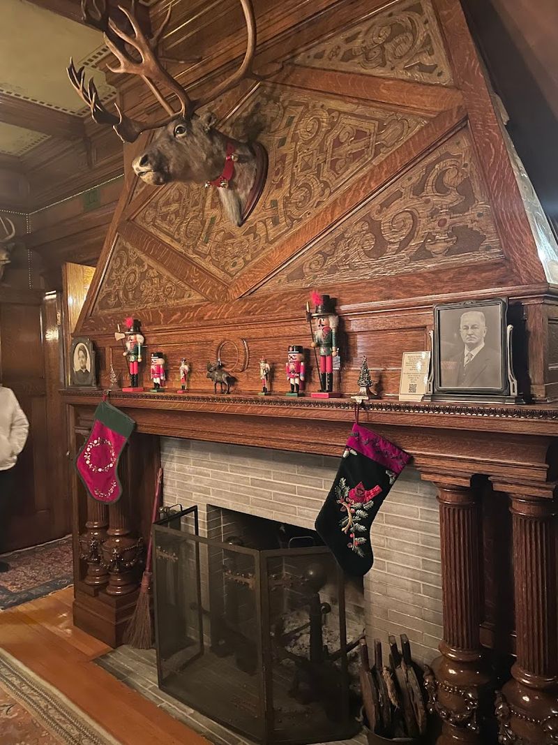 Woodwork and Fireplaces Worth Studying Closely Woodwork and Fireplaces Worth Studying Closely