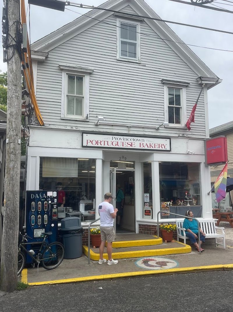 A Bakery That Needs No Introduction, Or Sign