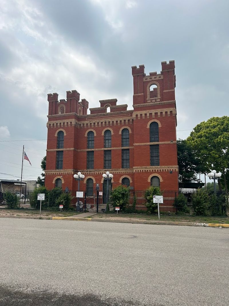 A Building That Looks Like It Belongs in Medieval Europe