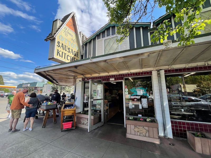 A Century of Craft, The History Behind Otto's