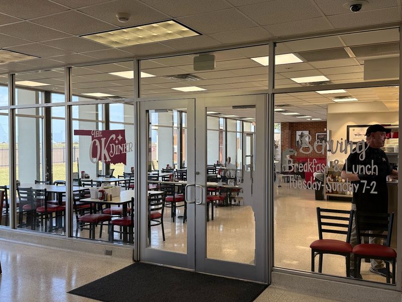 A Diner Hidden Inside an Airport Lobby