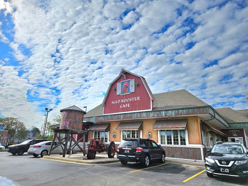 A Facade That Stops Traffic on Greenfield Avenue