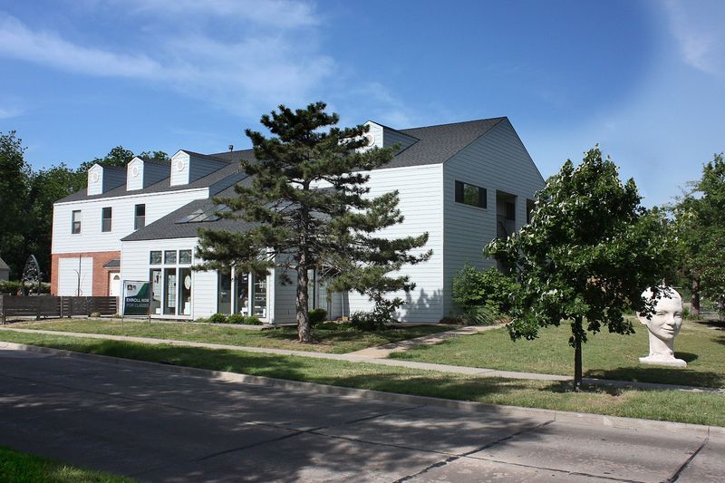 A Former Fire Station With a Creative Soul A Former Fire Station With a Creative Soul