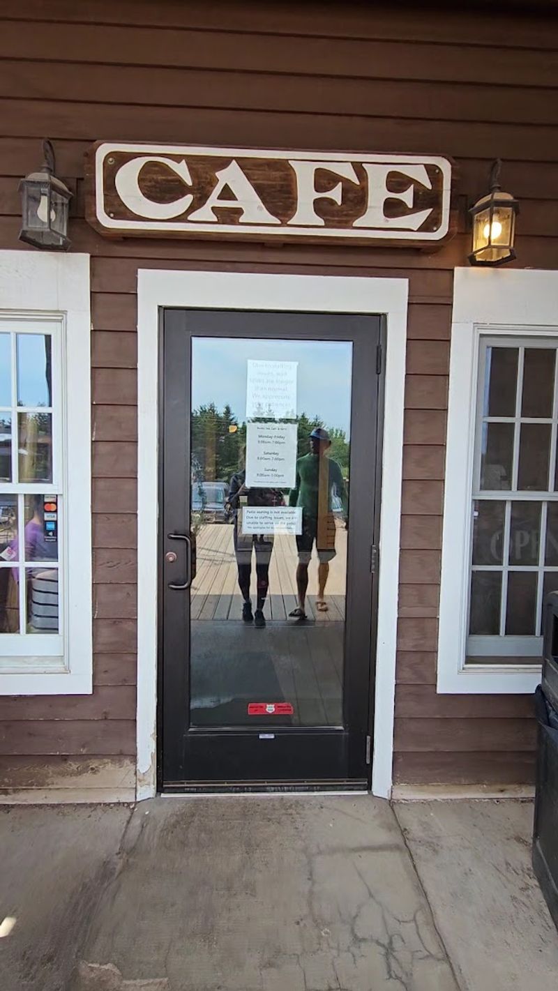 A Friendly Staff That Makes Every Visit Feel Welcome A Friendly Staff That Makes Every Visit Feel Welcome