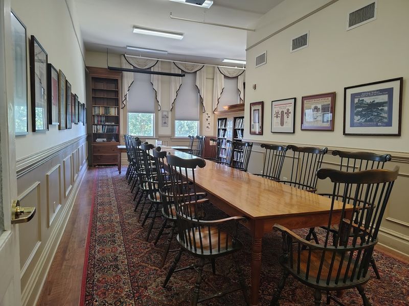 A Library and Archive That Historians Will Love A Library and Archive That Historians Will Love