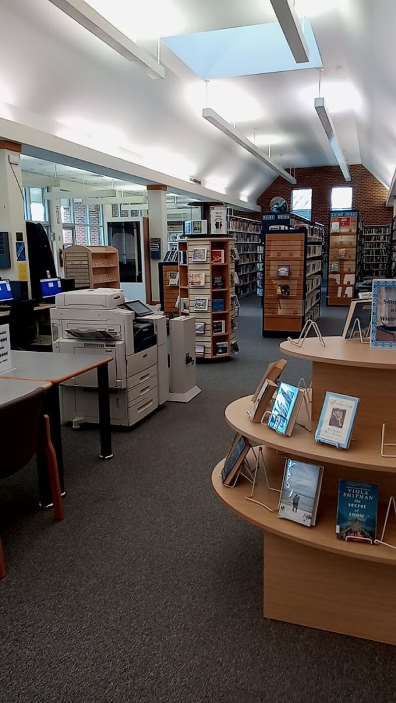 A Library on Wheels That Started a Revolution