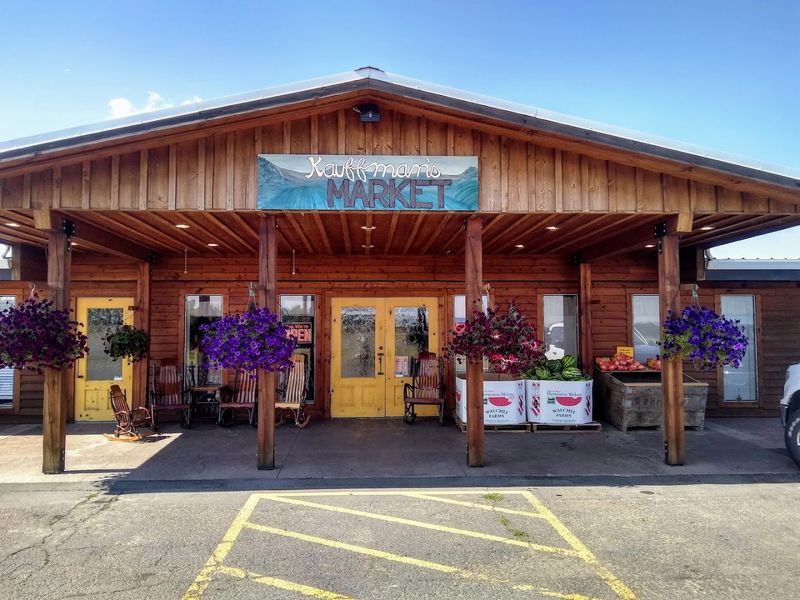 A Market Rooted in Mennonite Tradition A Market Rooted in Mennonite Tradition