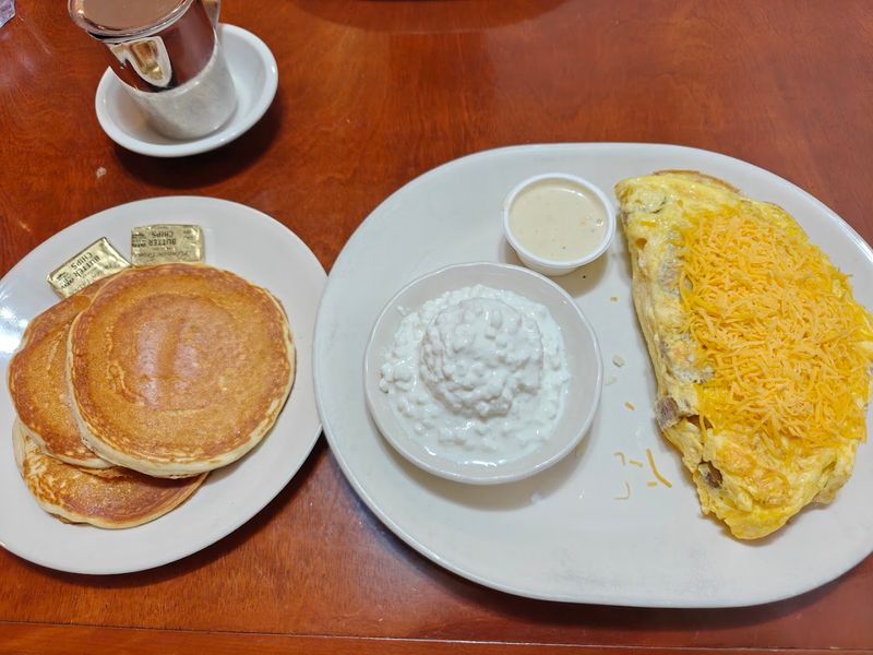 A Menu Built for Every Kind of Breakfast Eater A Menu Built for Every Kind of Breakfast Eater