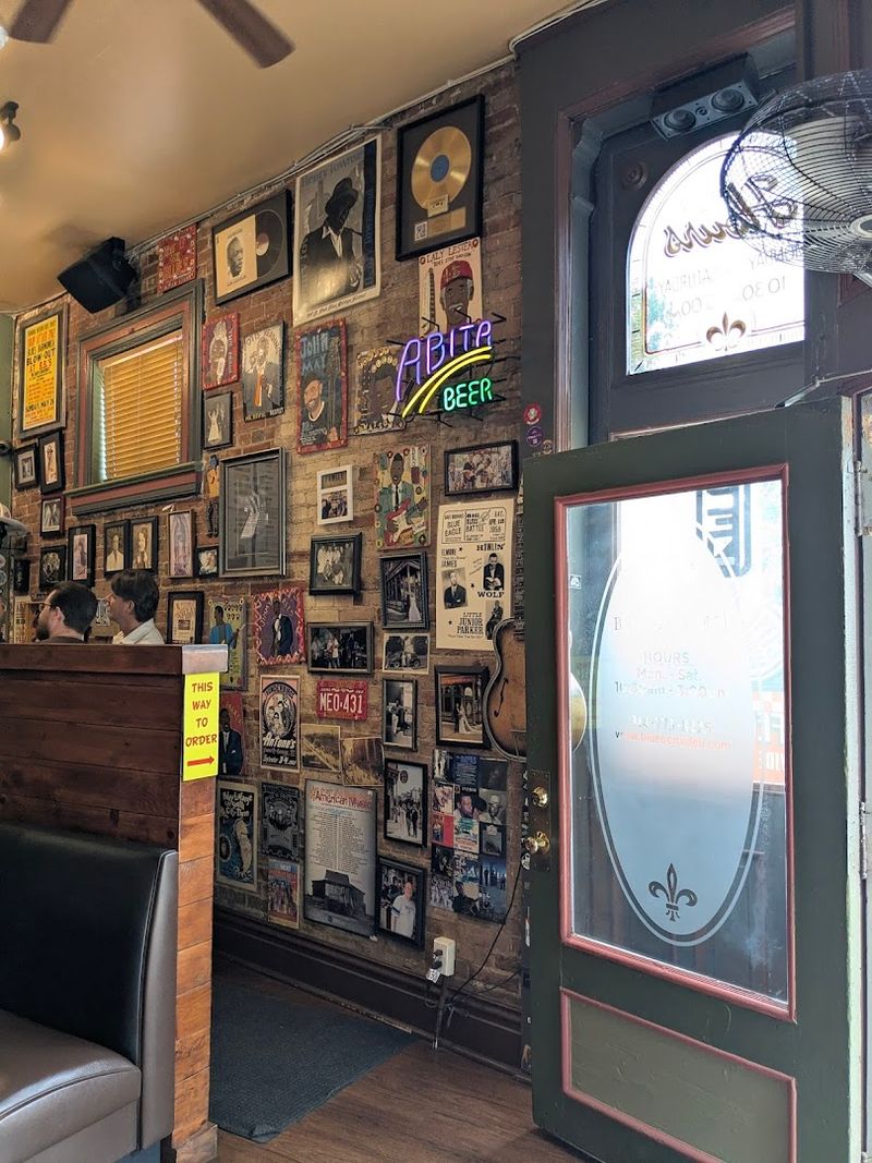 A Neighborhood Spot With Real Soul A Neighborhood Spot With Real Soul