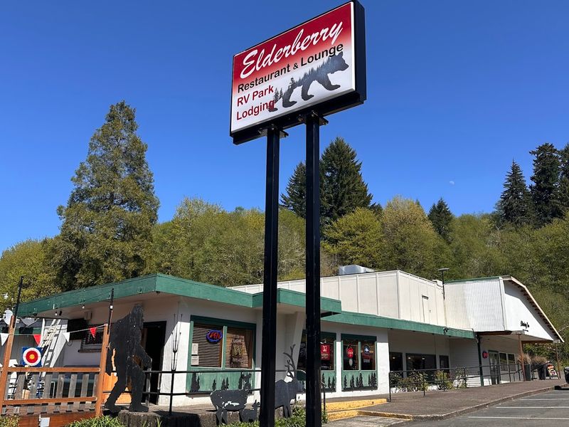 A Perfect Stop Between Portland and the Oregon Coast