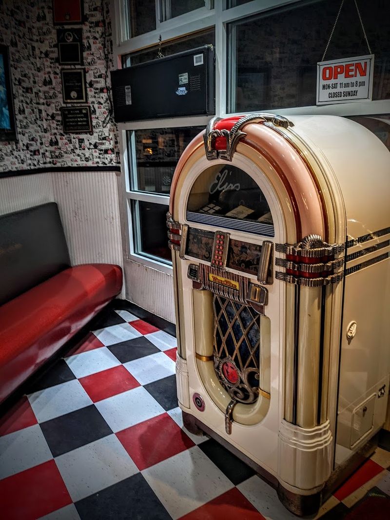 A Road Trip Stop That Actually Rewards the Detour