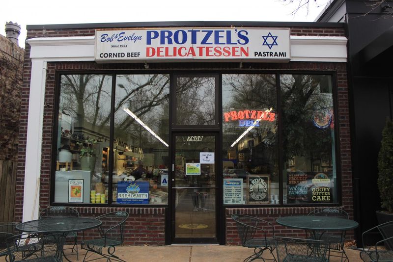 A St. Louis Institution Rooted in Jewish Deli Tradition