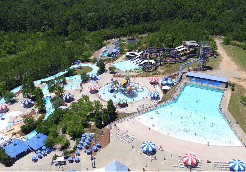 A Wave Pool That Delivers Real Waterpark Energy