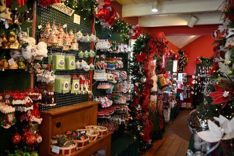 A Year-Round Christmas Spirit That Never Fades