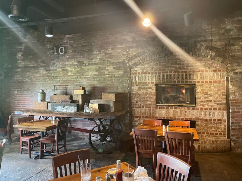 An Atmosphere That Feels Warm and Genuinely Inviting