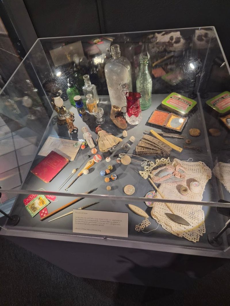 Artifacts That Speak Louder Than Textbooks Artifacts That Speak Louder Than Textbooks