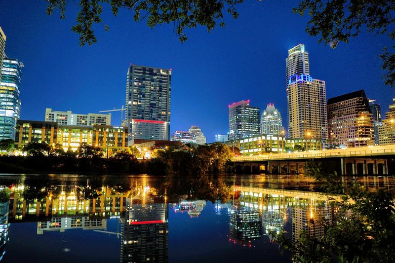 Auditorium Shores at Town Lake Metropolitan Park Auditorium Shores at Town Lake Metropolitan Park