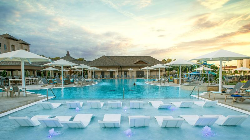 Best Times to Visit and Tips for Planning Your Stay