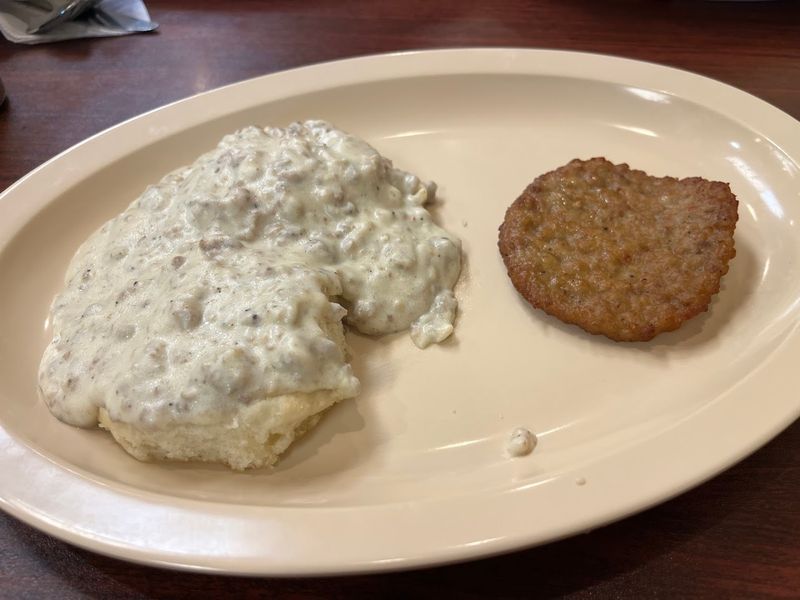 Biscuits and Gravy That Earn Their Reputation