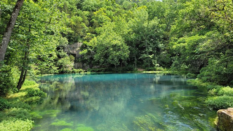 Blue Hole on the Jacks Fork, Eminence Blue Hole on the Jacks Fork, Eminence