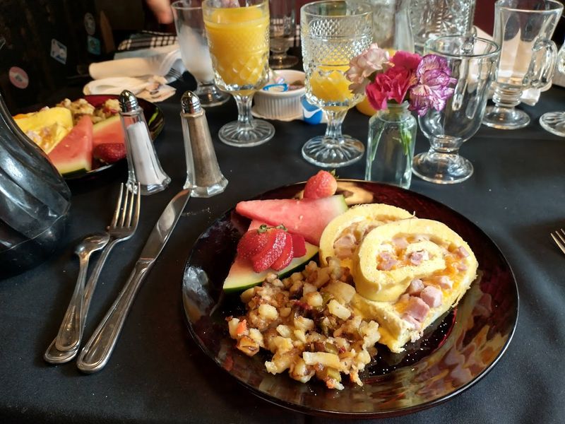 Breakfast Delivered Right to Your Door