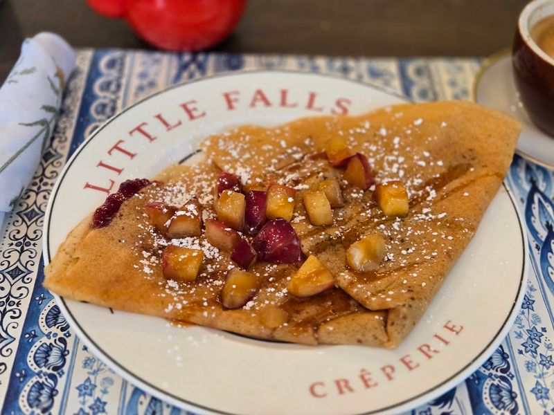 Breakfast and Lunch With a Side of Pure Delight