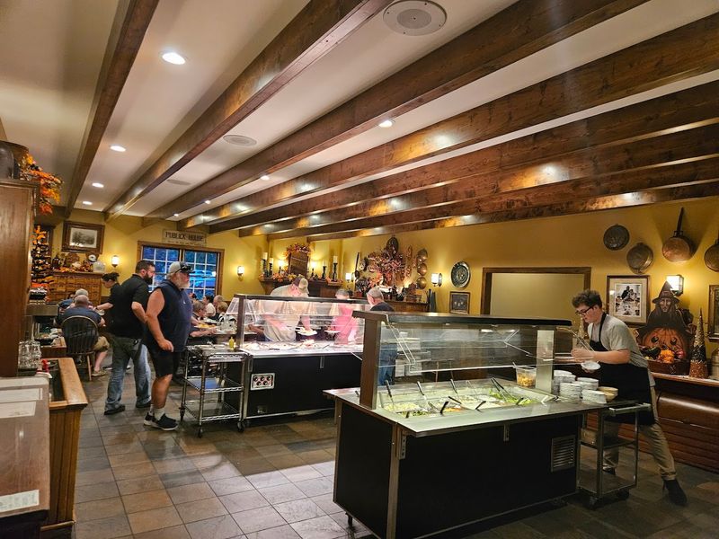 Breitbach's Country Dining, Iowa